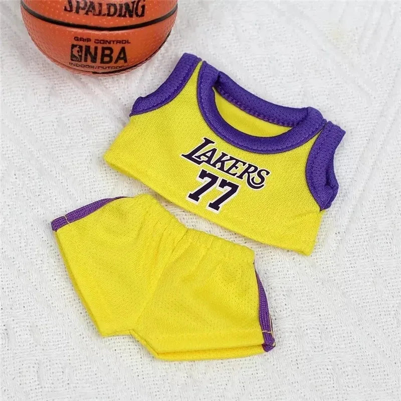 Conjunto Deportivo para Muñeco Labubu 15-17 cm – Uniforme de Baloncesto con Zapatillas